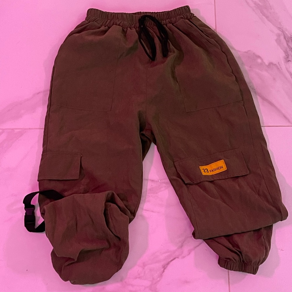 Cargo joggers from shein, size small and green.